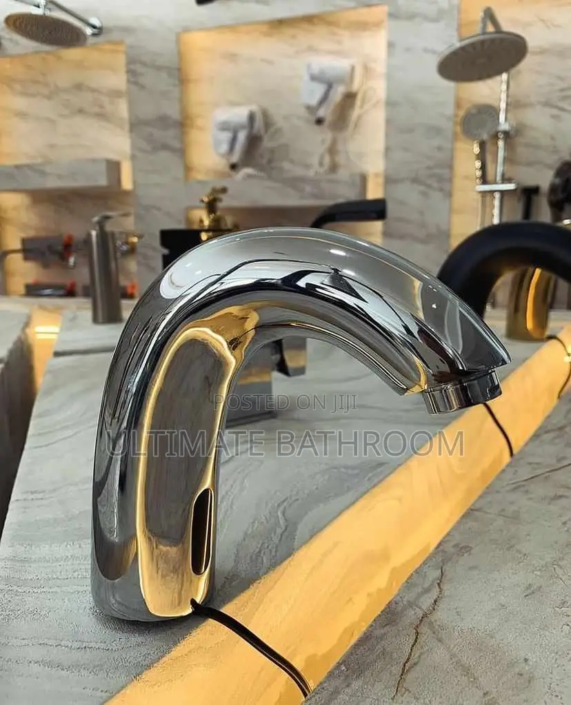 Curve Sensor Basin Mixer