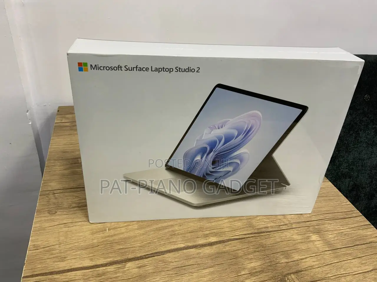 New Microsoft Surface Laptop Studio 2 16GB Intel Core I7 SSD 512GB