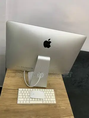 Desktop Computer Apple iMac 8GB Intel Core I5 SSD 1T