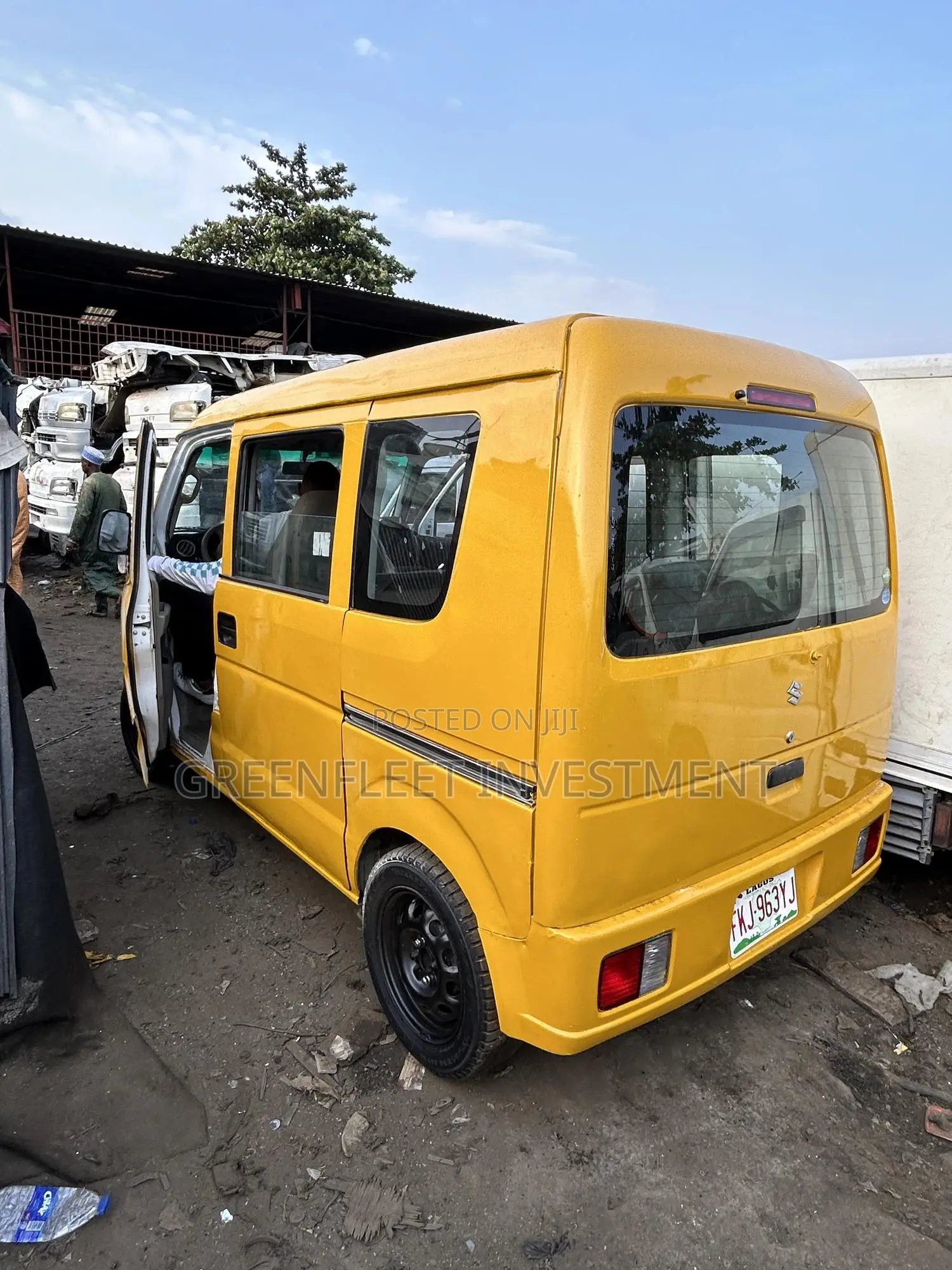 Suzuki Every 2010 Yellow