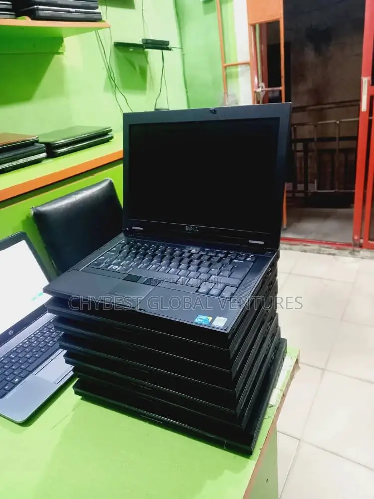 Laptop Dell Latitude E5500 4GB Intel Core 2 Duo HDD 250GB