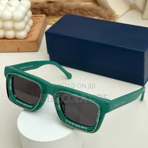 Original LOUIS VUITTON Sunglasses Available in Store