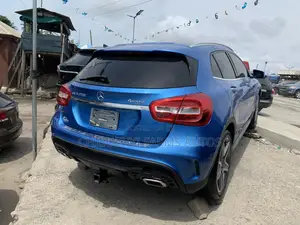Mercedes-Benz GLA 250 2017 Blue
