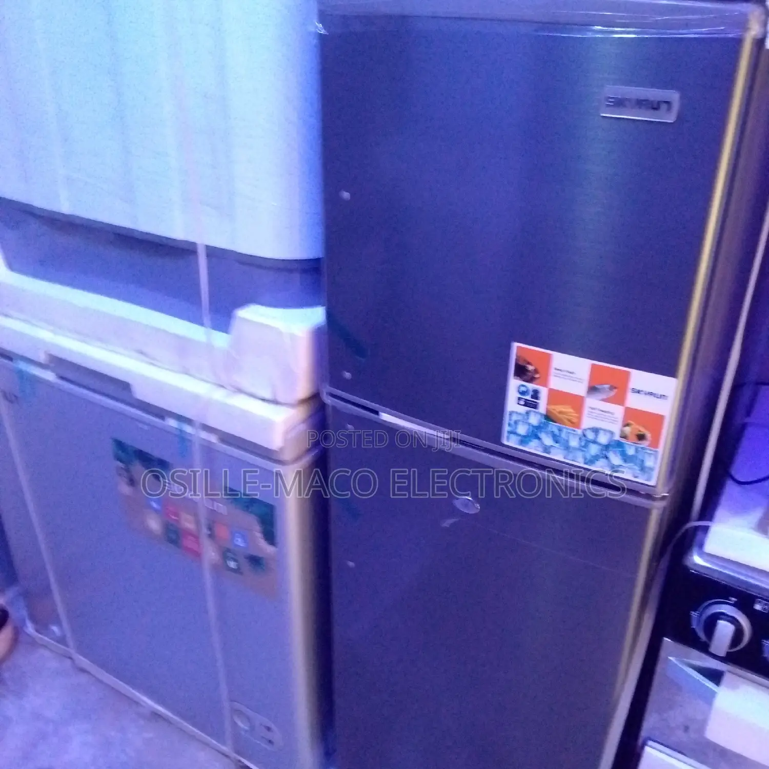 Skyrun Refrigerator Model Number BCD-145a