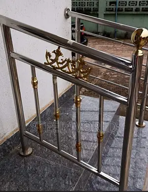 Deluxe Handrail Design
