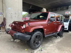 Jeep Wrangler Sahara 2010 Red