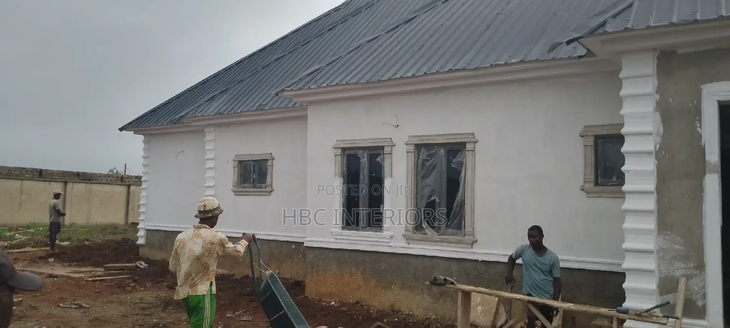 Painting Screeding Tyrolean