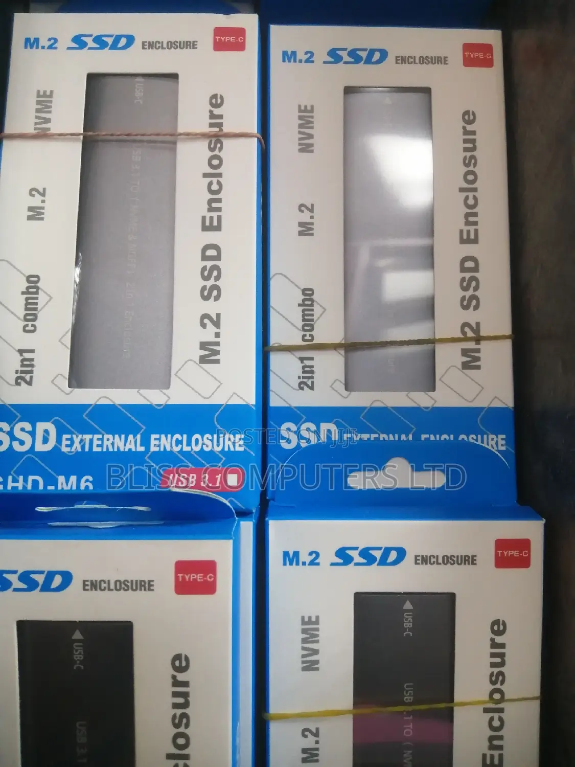 M. 2 SSD Encloure Adapter Reader