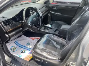 Toyota Camry 2016 Silver