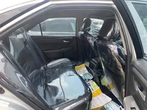 Toyota Camry 2016 Silver
