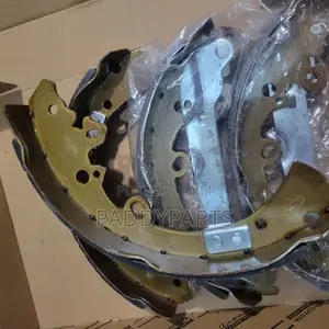 TOYOTA Hilux Brake Shoe/ Linning