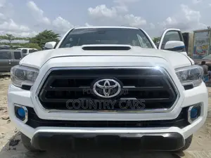 Toyota Tacoma TRD Sport 2021 White