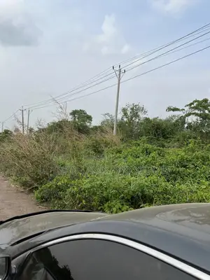 Land for Sale 300 Acres at Siun Beside Daywaterman Along Lag