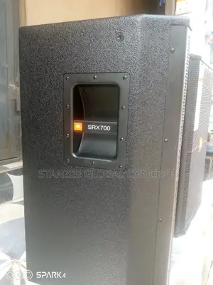 JBL Srx715m Professional Speaker