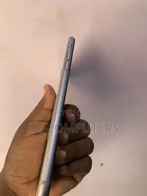 Apple iPhone 6s Plus 64 GB Gray