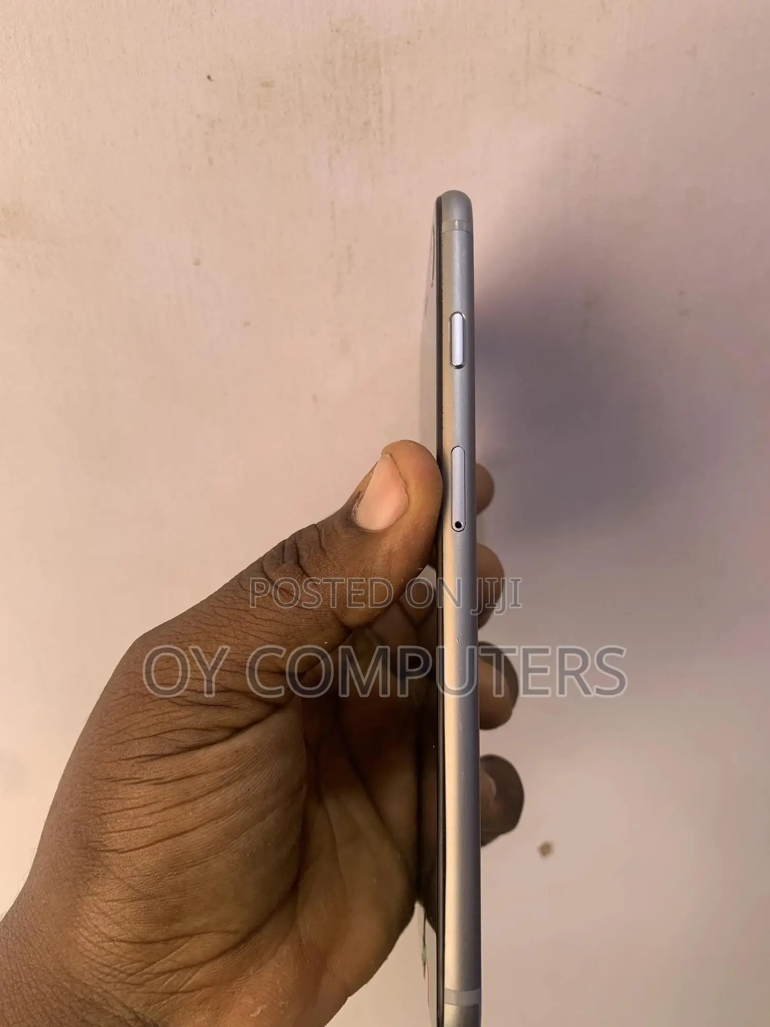 Apple iPhone 6s Plus 64 GB Gray