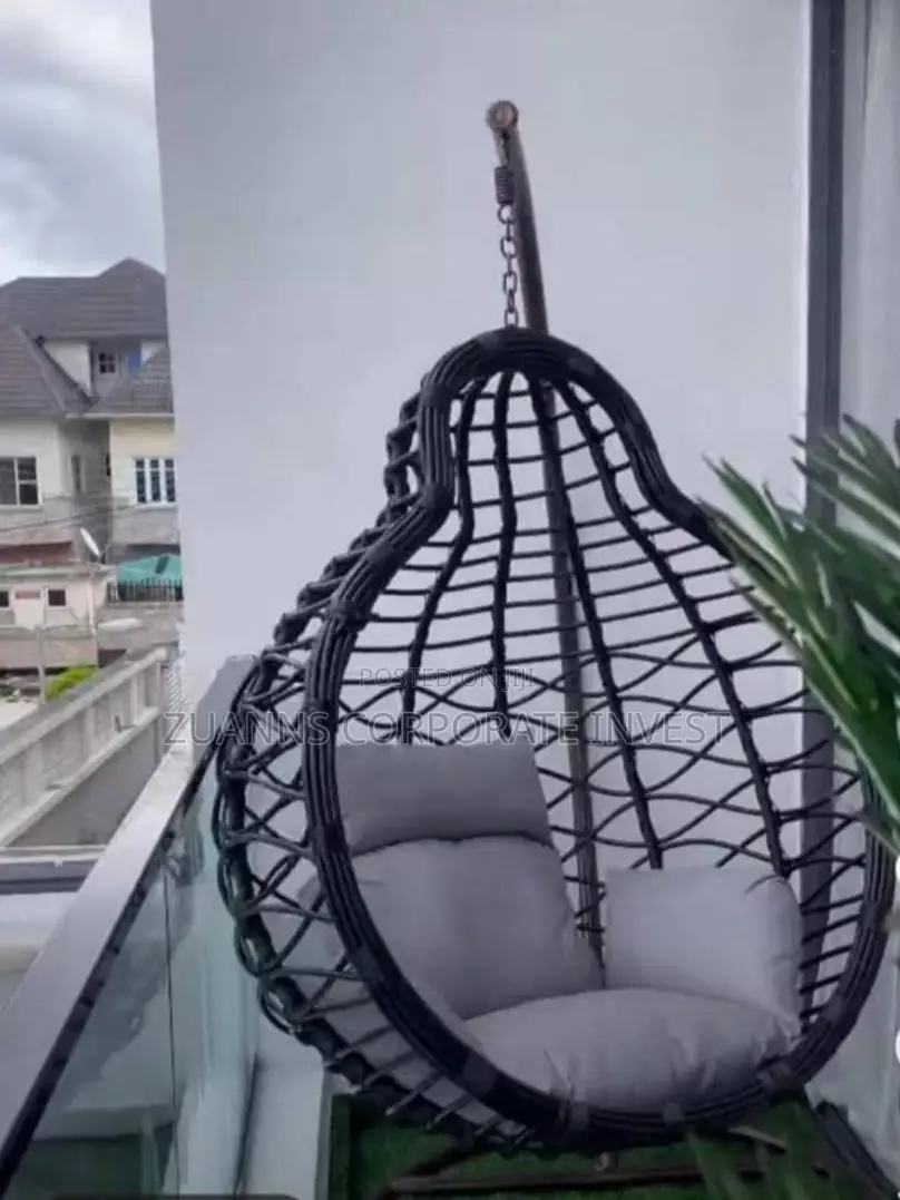 Swinging Chair