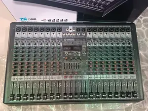 Yamaha Professional 16channels Mixer.