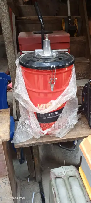 25ltrs Grease Bucket