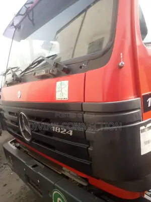 Benz Truck Container Refrigerator.