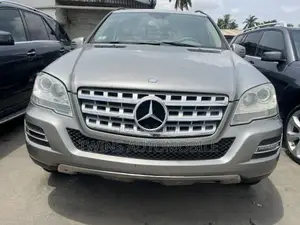 Mercedes-Benz M Class ML 350 4Matic 2010 Gray