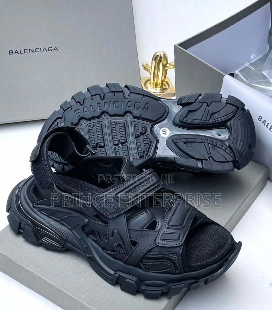 Balenciaga Sanders