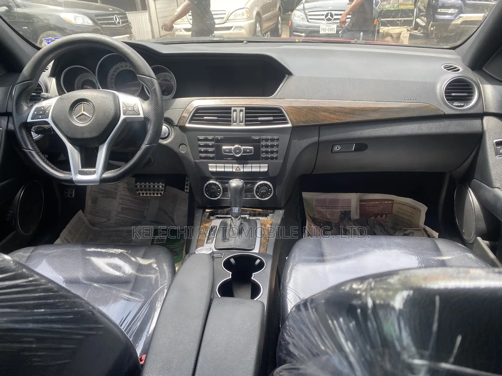 Mercedes-Benz C350 2013 Red