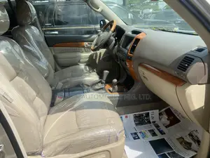 Lexus GX 470 2007 Gold