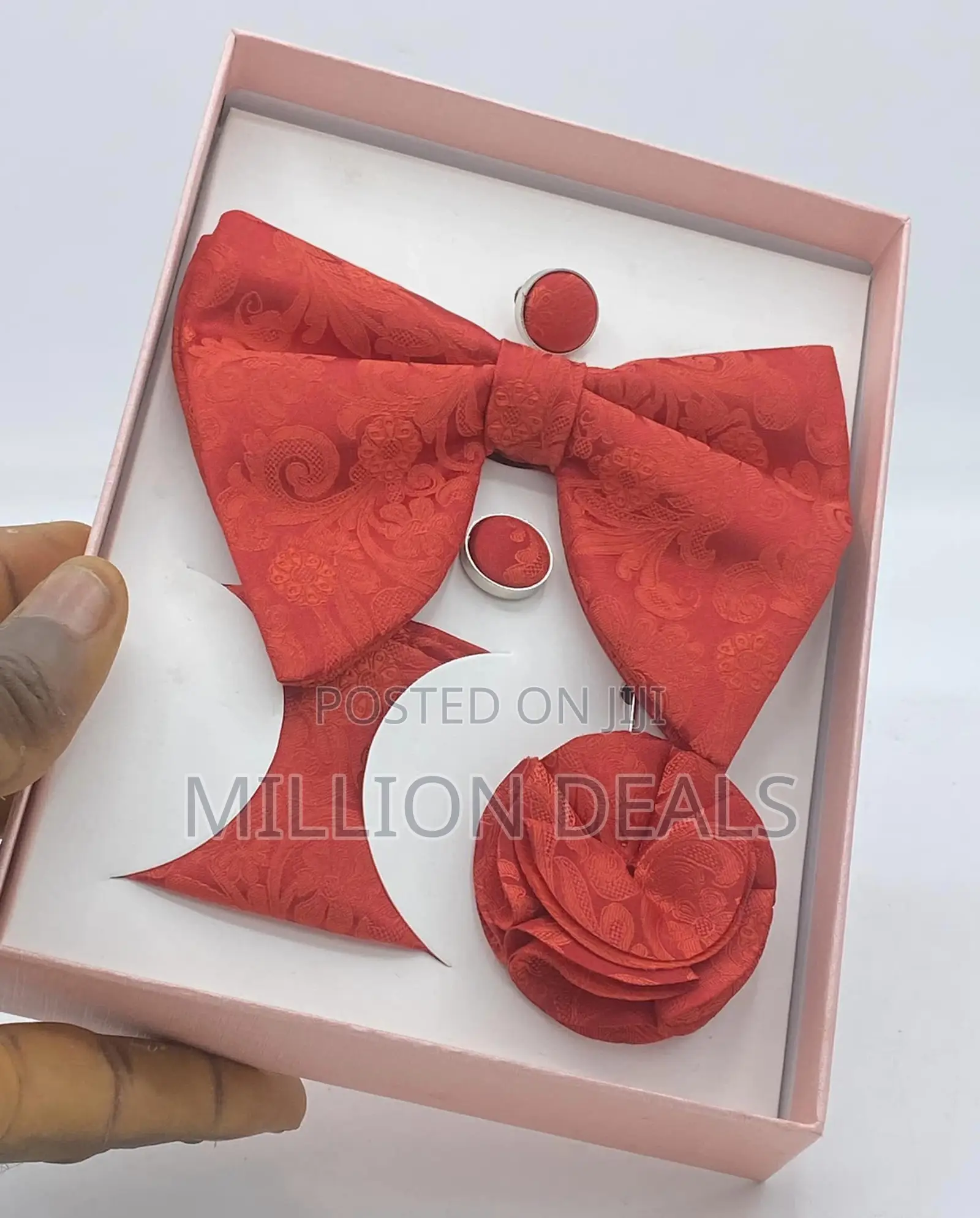 Red Stylish Pattern Men's Unique Bow Tie Set