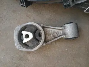 Engine Seat Nissan Sentra 2014