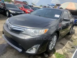 Toyota Camry 2013 Gray
