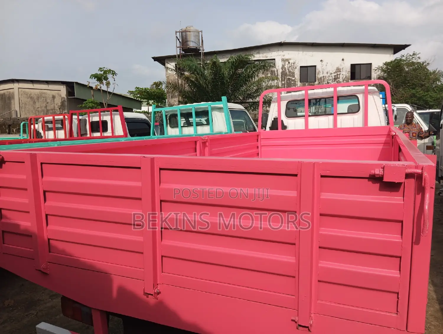Toyota Regius 1999 Pink