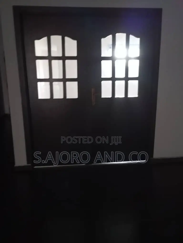 Standard HDF Wooden Doors With Frame; Complete Room Doors