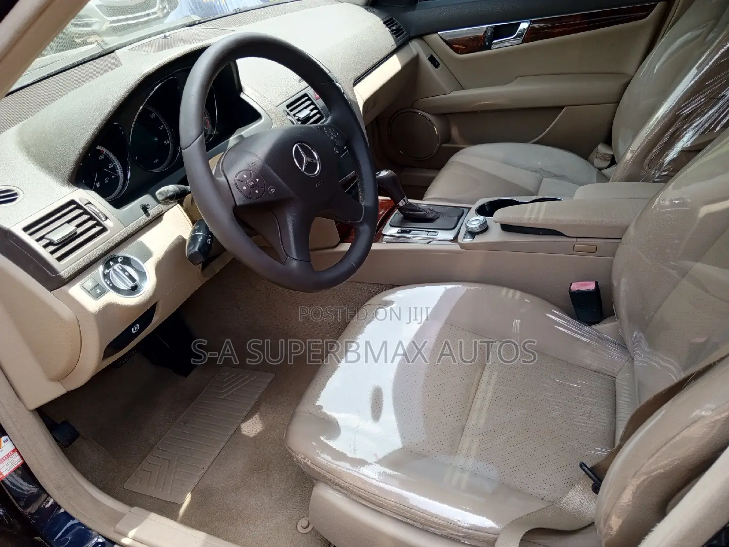 Mercedes-Benz C300 2011 Blue