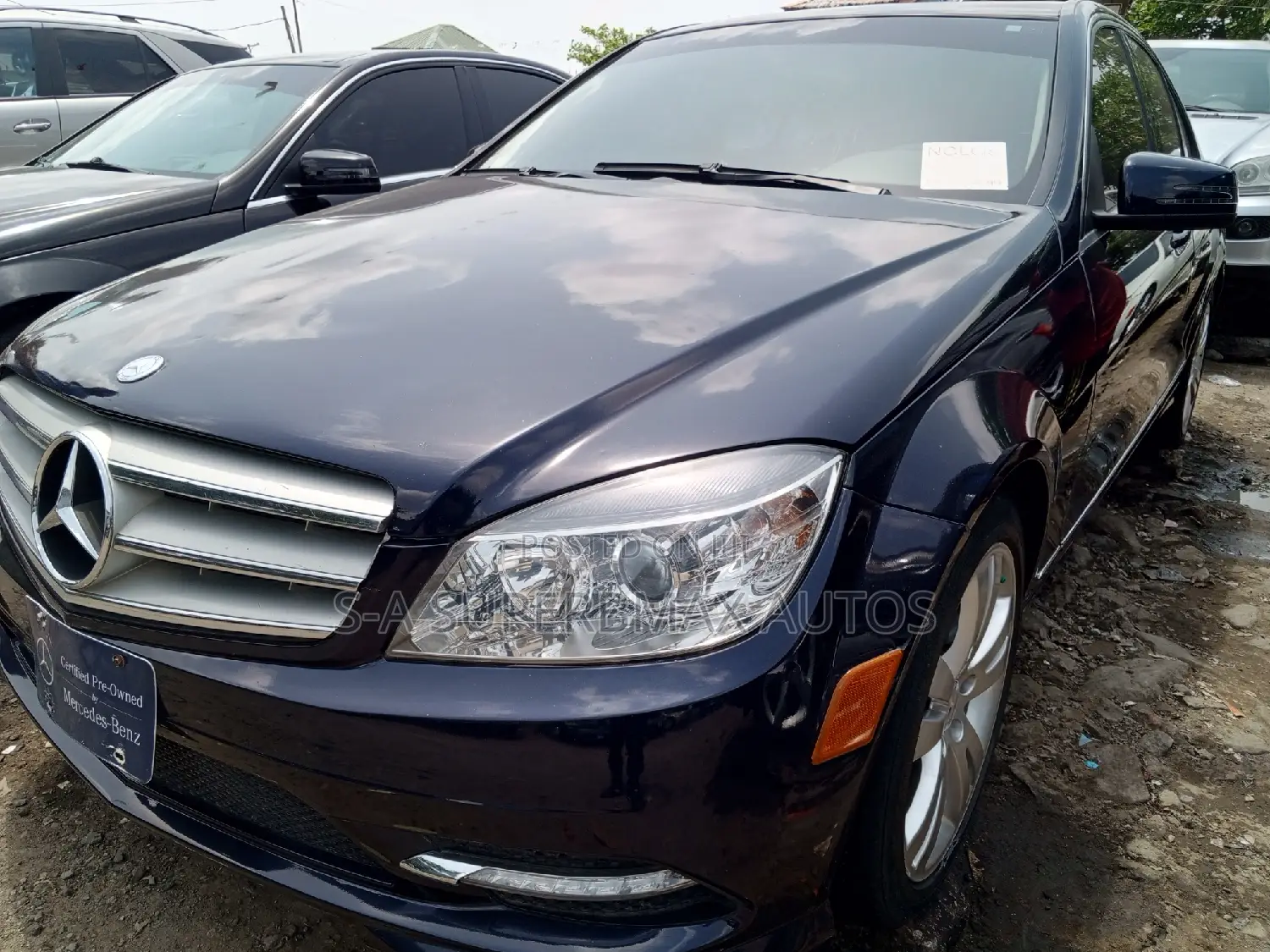 Mercedes-Benz C300 2011 Blue
