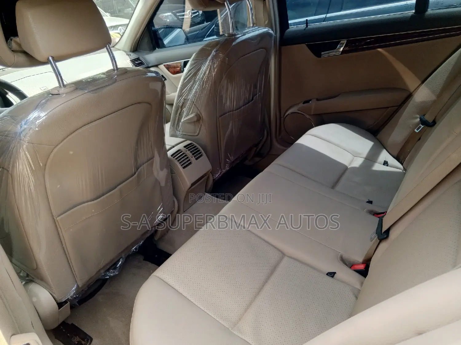 Mercedes-Benz C300 2011 Blue