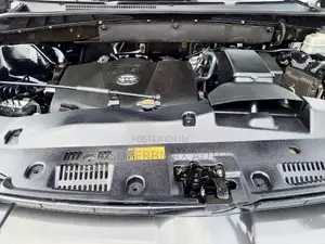 Toyota Highlander XLE 4x4 V6 (3.5L 6cyl 8A) 2018 Black