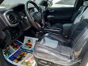 Toyota Tacoma 2020 White