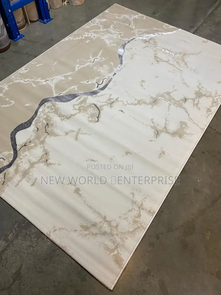 Latest Modern Persian Centre Rug