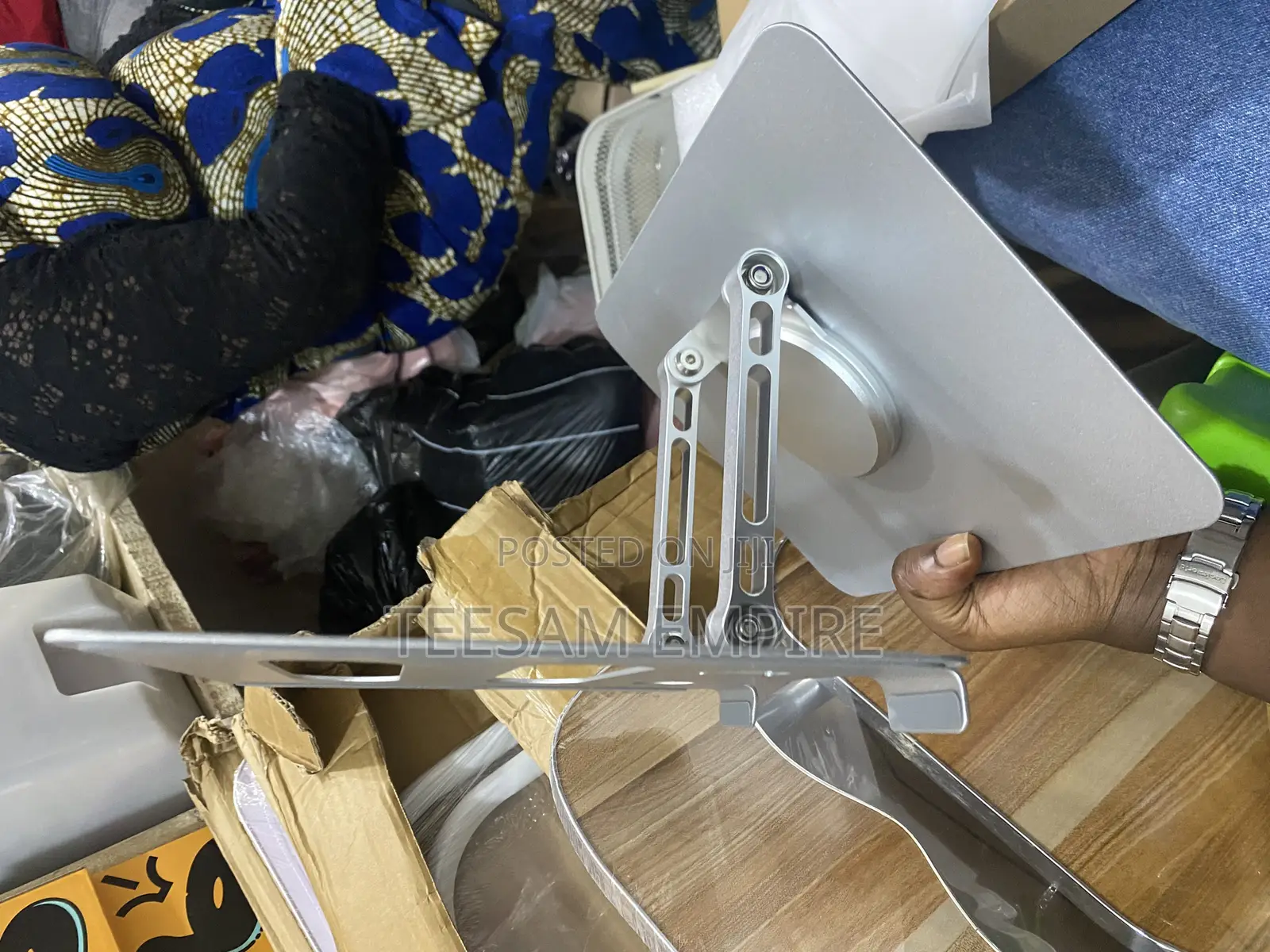 360 Rotating Laptop Stand