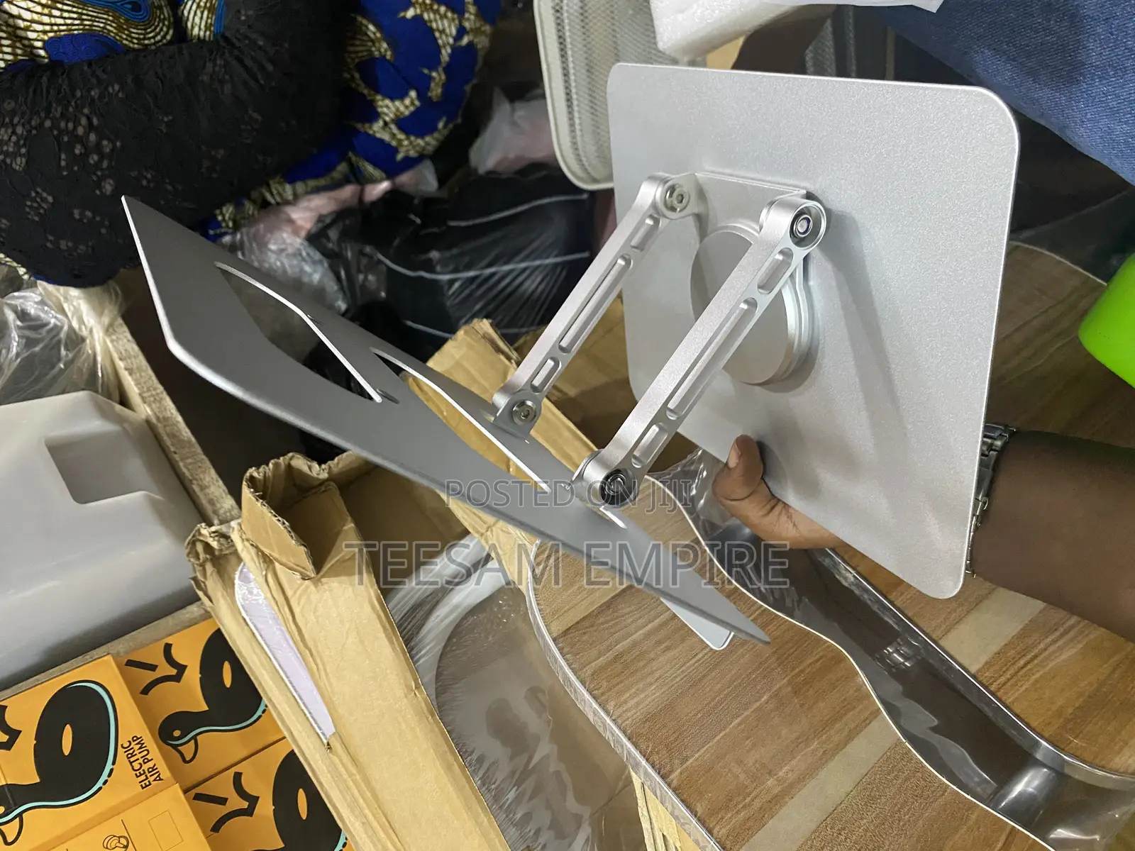 360 Rotating Laptop Stand