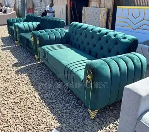 1set of Striped Arm Sofa With Tufted Backrest