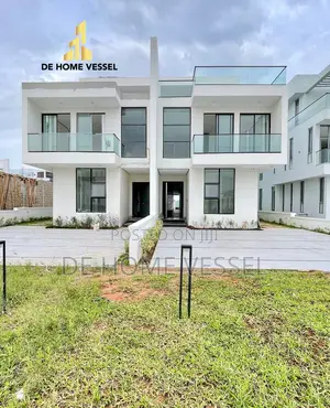 5bdrm Duplex in Ikate for sale
