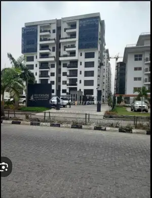 3bdrm Block of Flats in Along Bananas Lsland for sale
