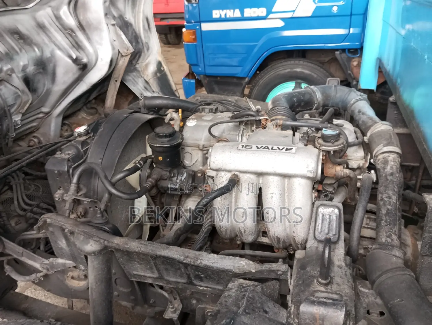 Toyota Regius 2008