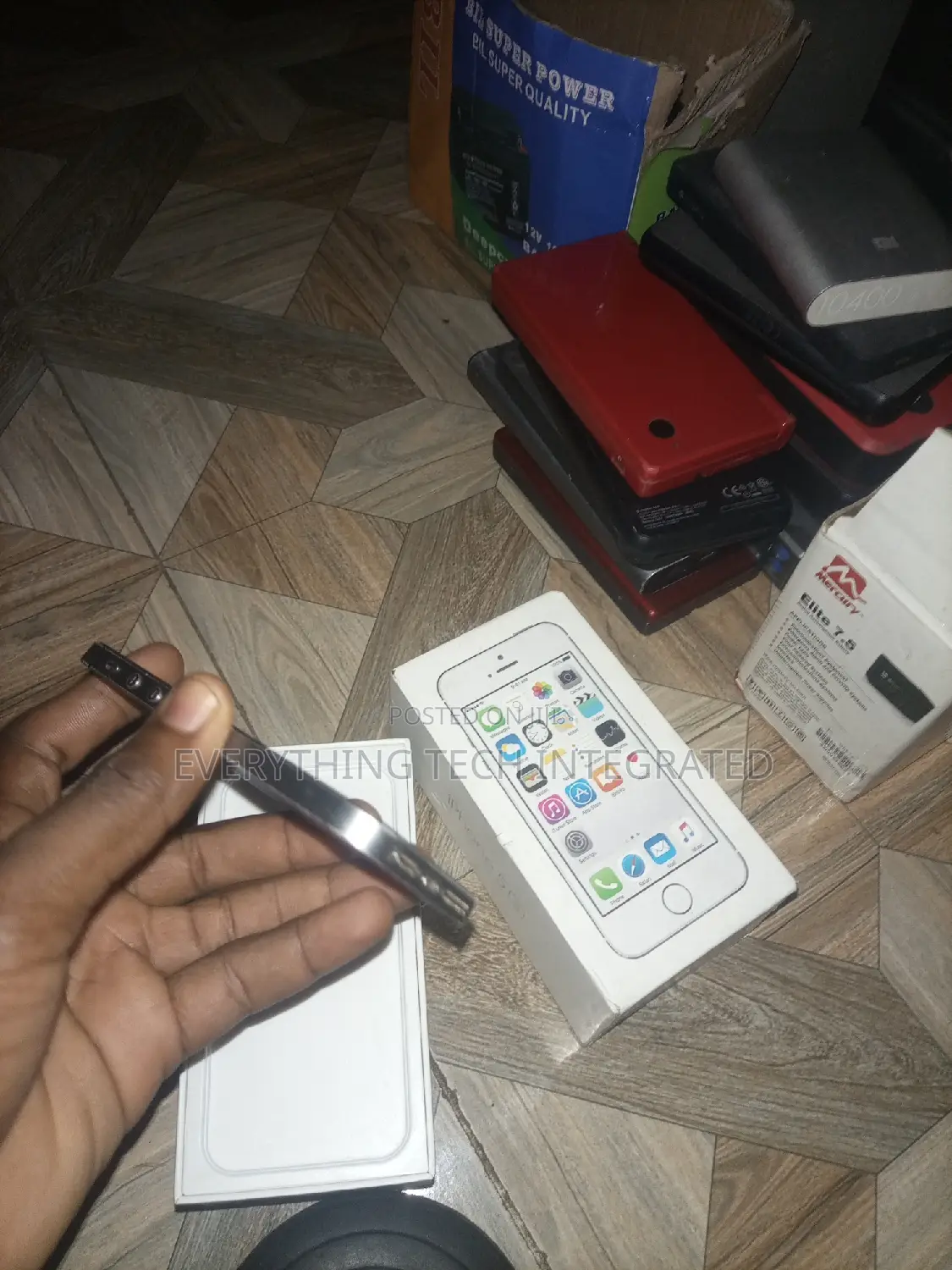 Apple iPhone 5s 16 GB Silver