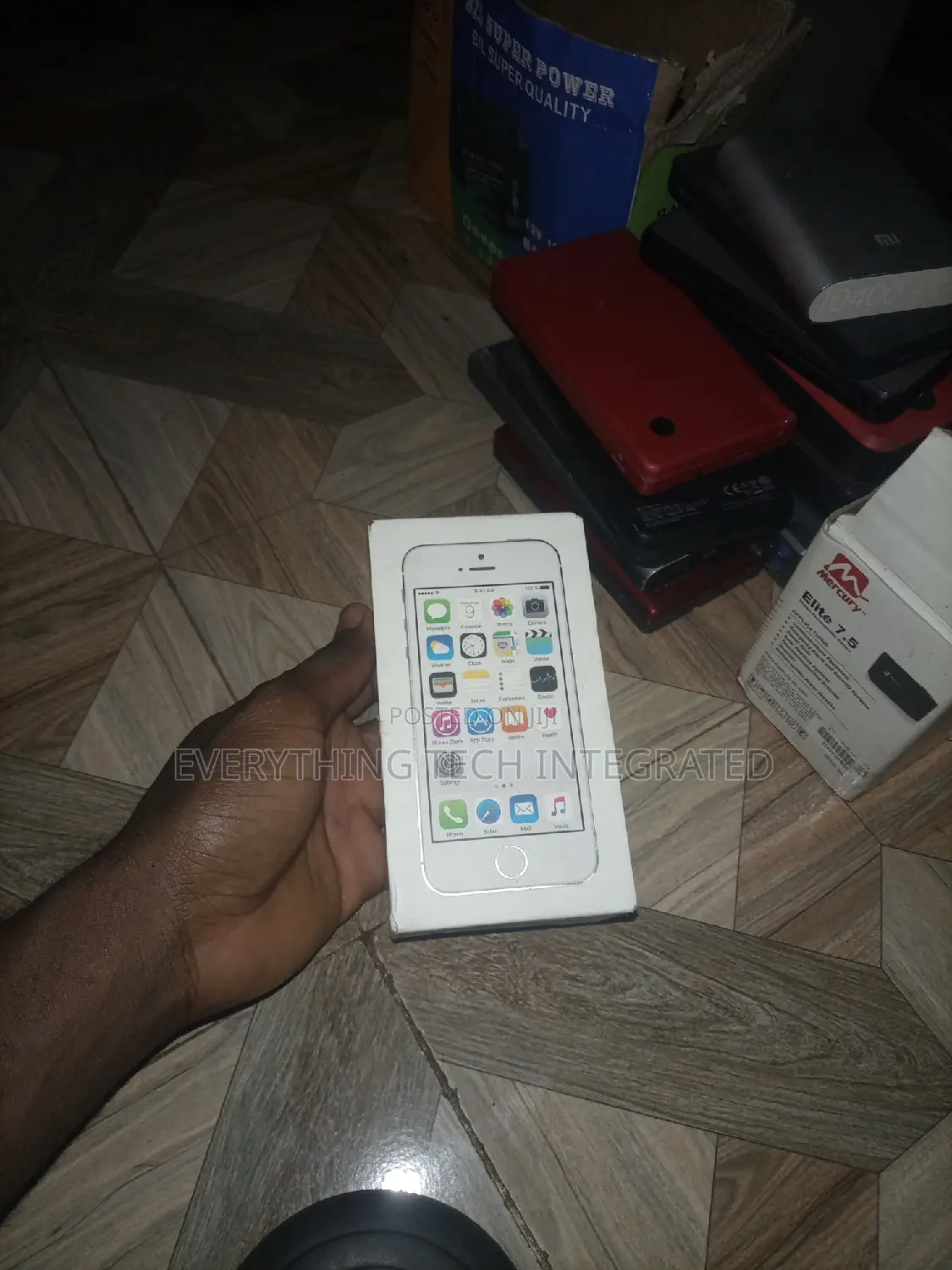 Apple iPhone 5s 16 GB Silver