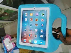 Apple iPad 2 Wi-Fi 16 GB Gray