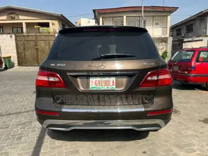 Mercedes-Benz M Class ML 350 BlueTEC 4Matic 2012 Brown