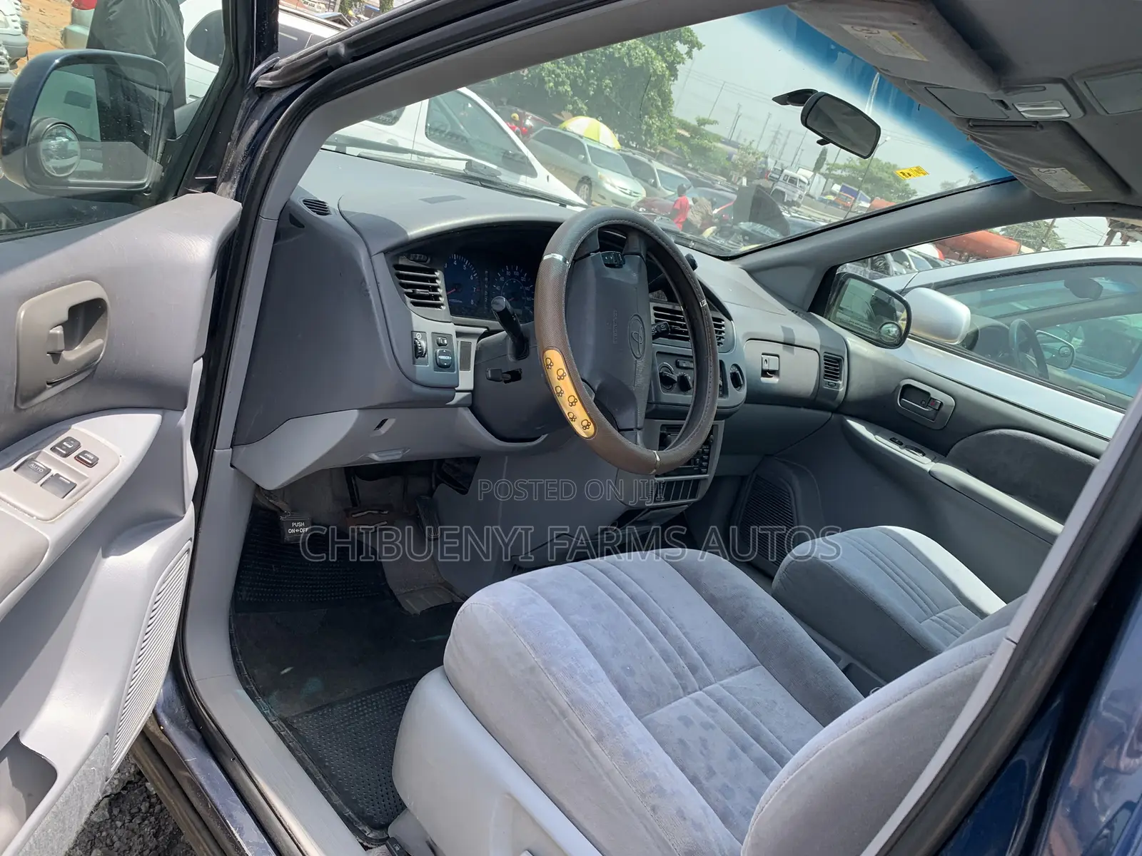 Toyota Sienna LE 2002 Blue